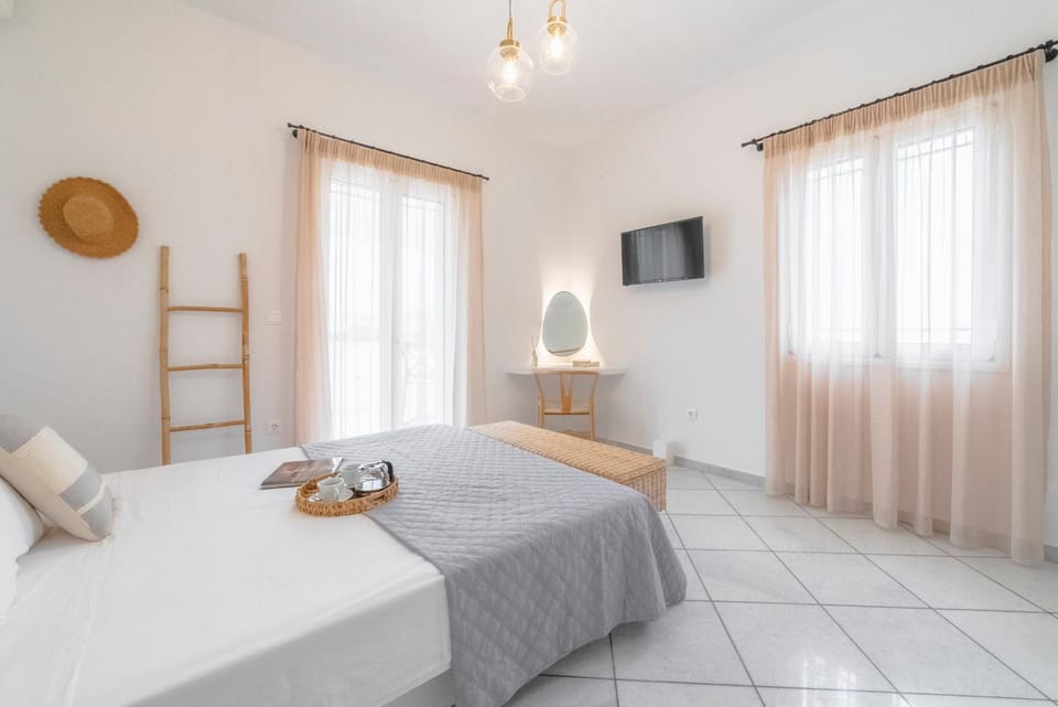 Disis Residence House in Naxos