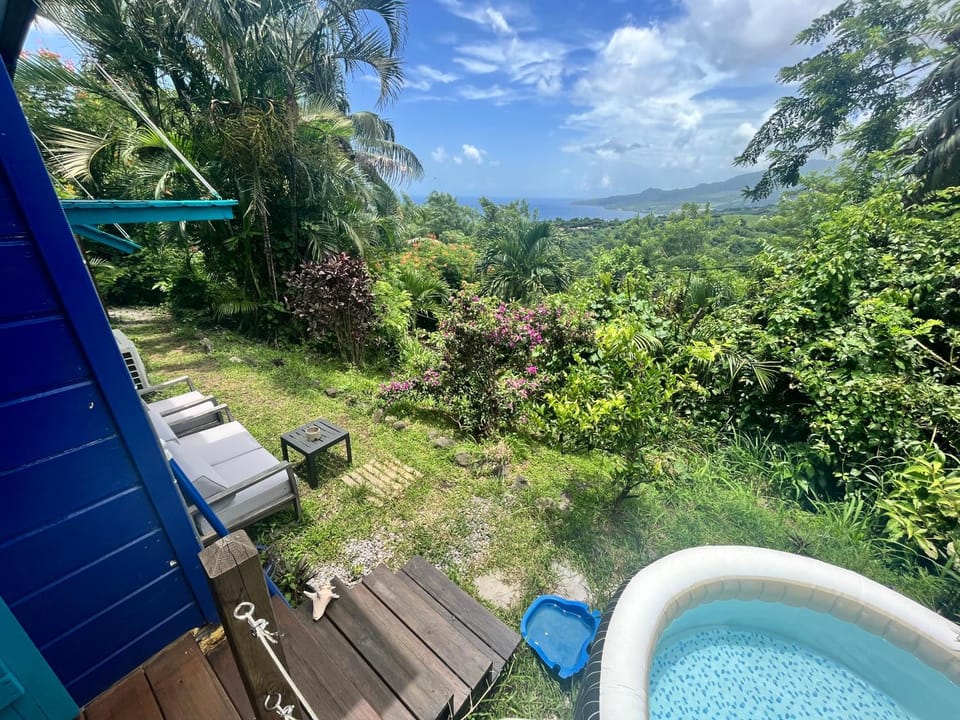 Bungalow avec vue dans lieu calme Apartment in Martinique