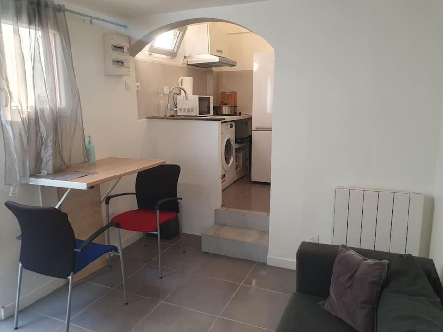 APPARTEMENT SYMPATHYQUE Apartment in Paris