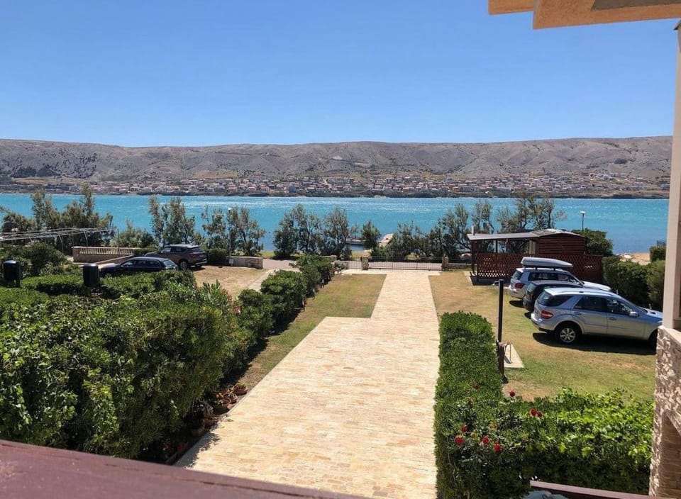 Day, Neighbourhood, Sea view, Parking