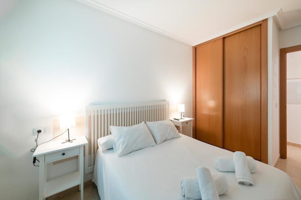 Mar y Montaña, apartamento con piscina, playa a 3 km VUT-3945-AS Apartment in Asturias