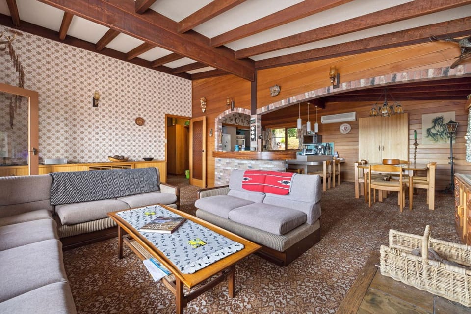 Living room, Dining area, kitchen
