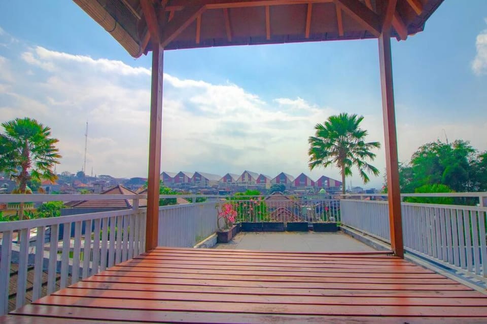 Villa XXI Private Pool & Rooftop Villa in Batu