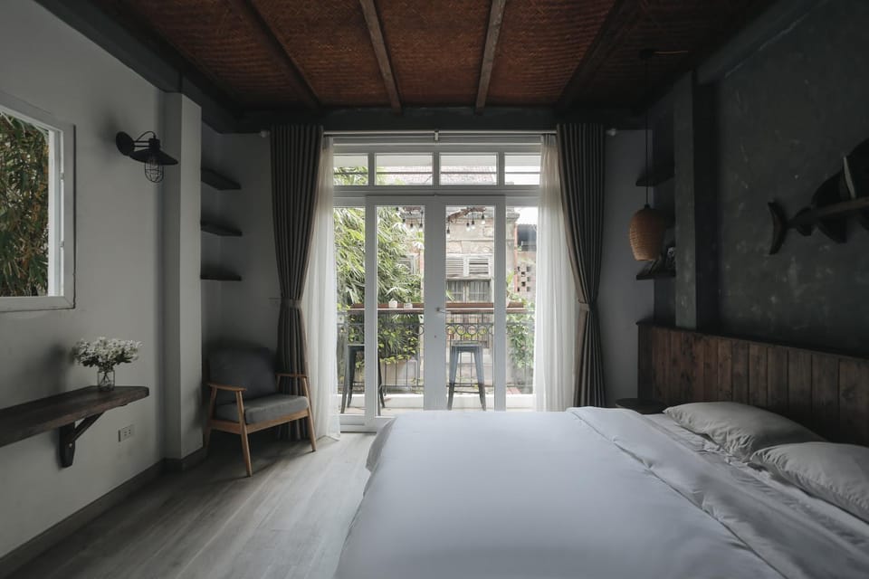 Bed, Balcony/Terrace, Photo of the whole room, Bedroom