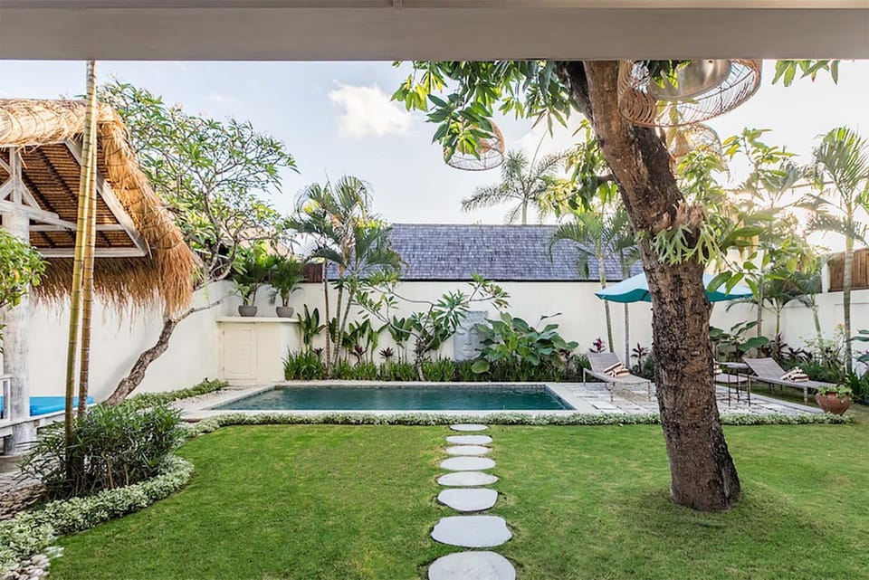 Patio, Garden view