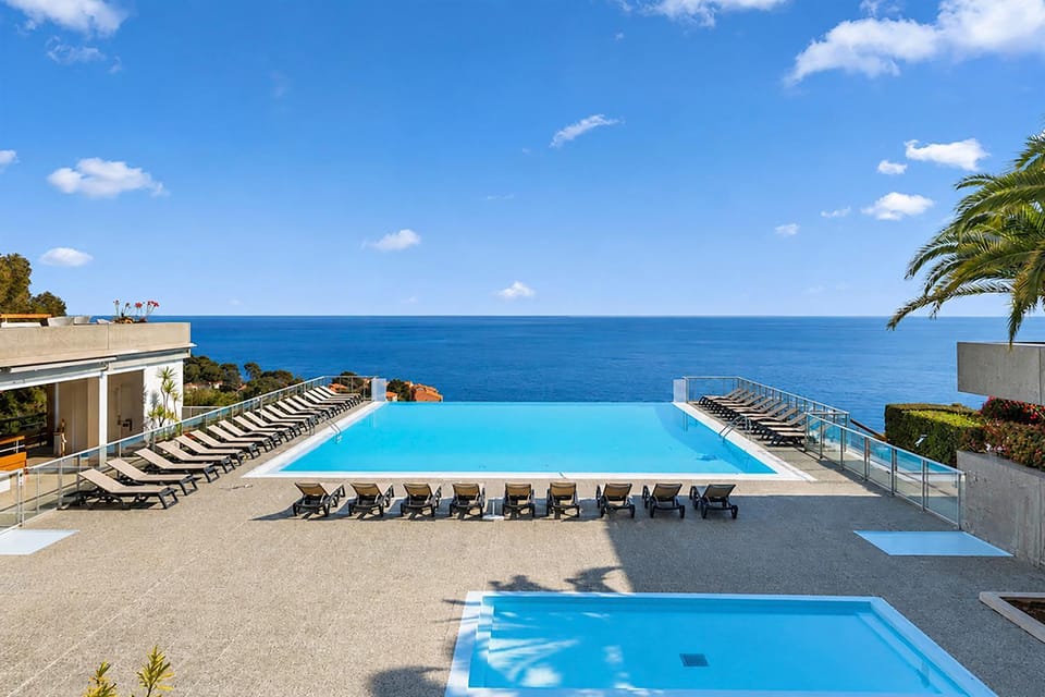 Vue mer incroyable aux portes de Monaco Apartment in Cap-d'Ail