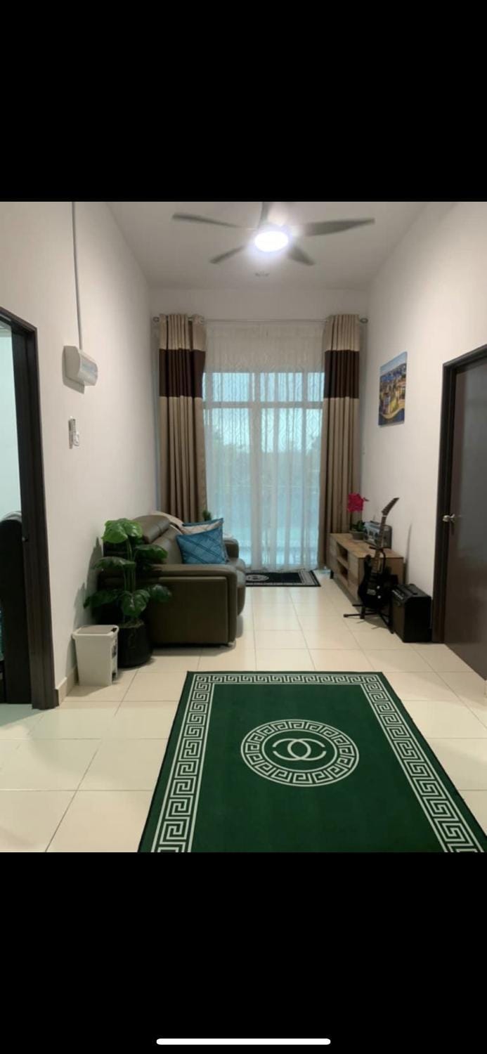 Heaven Republic Homestay Taman Sri Pulai House in Malaysia
