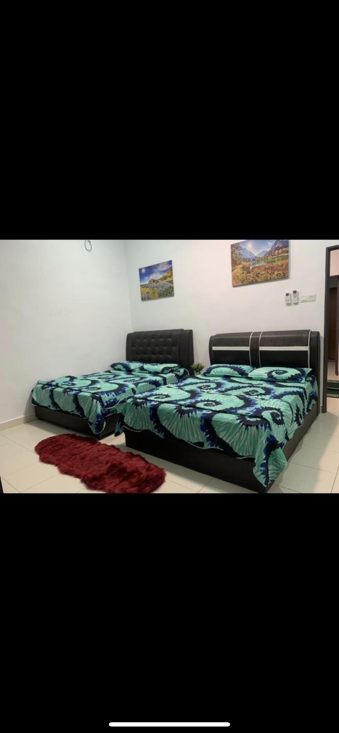 Heaven Republic Homestay Taman Sri Pulai House in Malaysia