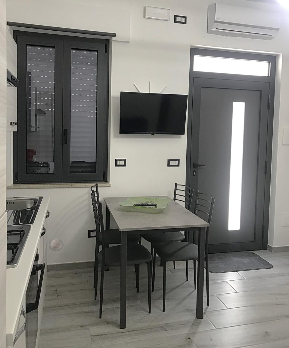 TV and multimedia, locker, air conditioner