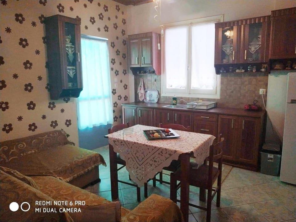 Traditional Trikeri Escape House House in Magnesia Prefecture, Greece