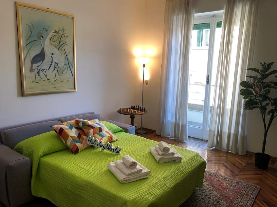 Bed, Living room, Seating area