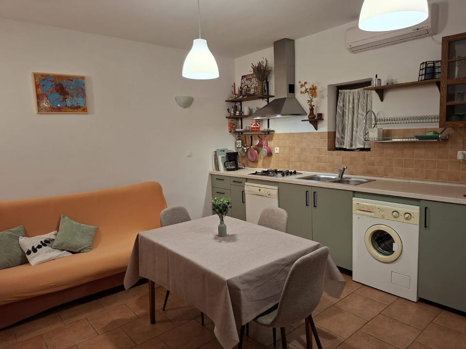 Villa Lilly Bristak Vodice Apartment in Šibenik-Knin County, Croatia