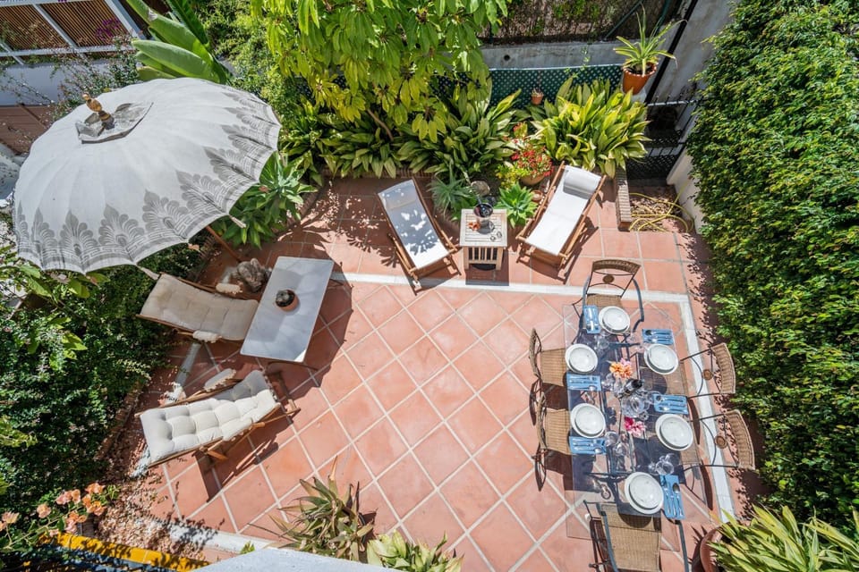 Patio, Day, Garden, Garden, Balcony/Terrace, Dining area, Garden view, sunbed