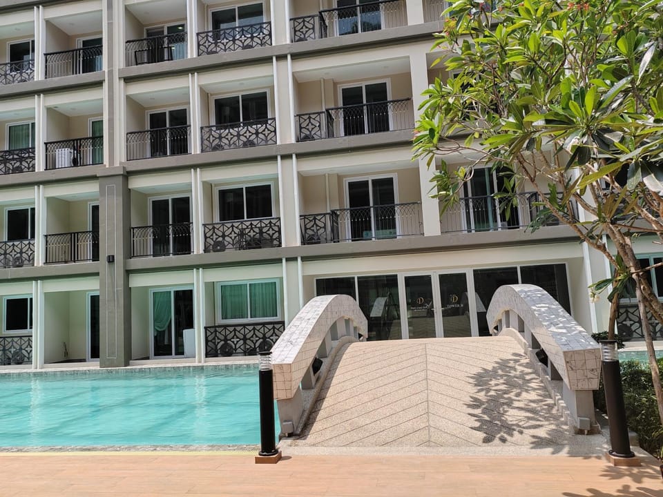 芭堤雅爱意满满酒店式公寓高档水系全新中文可做饭 Apartment in Pattaya City