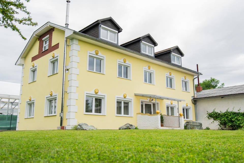 Property building, Garden