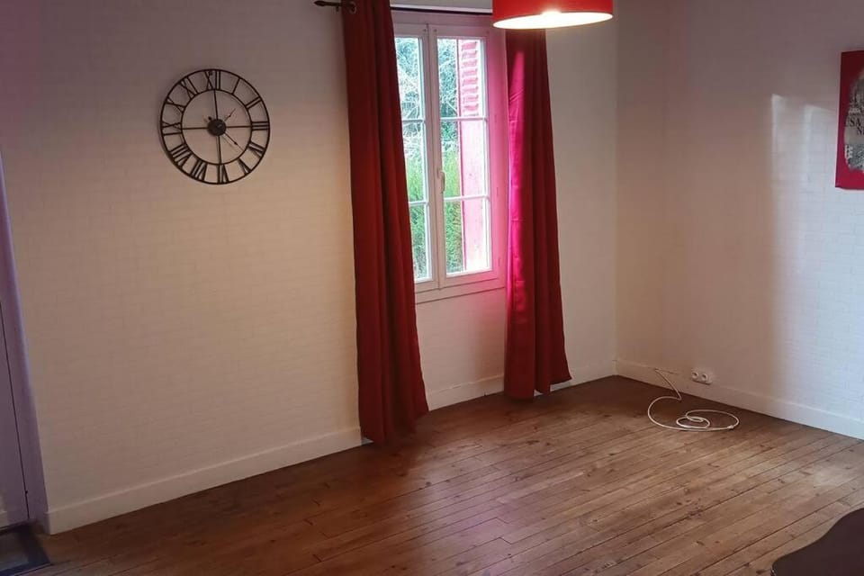 Maison lumineuse & jardin privé Apartment in Nouvelle-Aquitaine