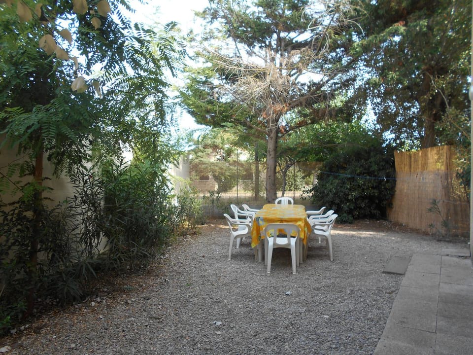 Plein SUD, 5 mn de la mer, grand logement 8 personnes Apartment in Marseillan