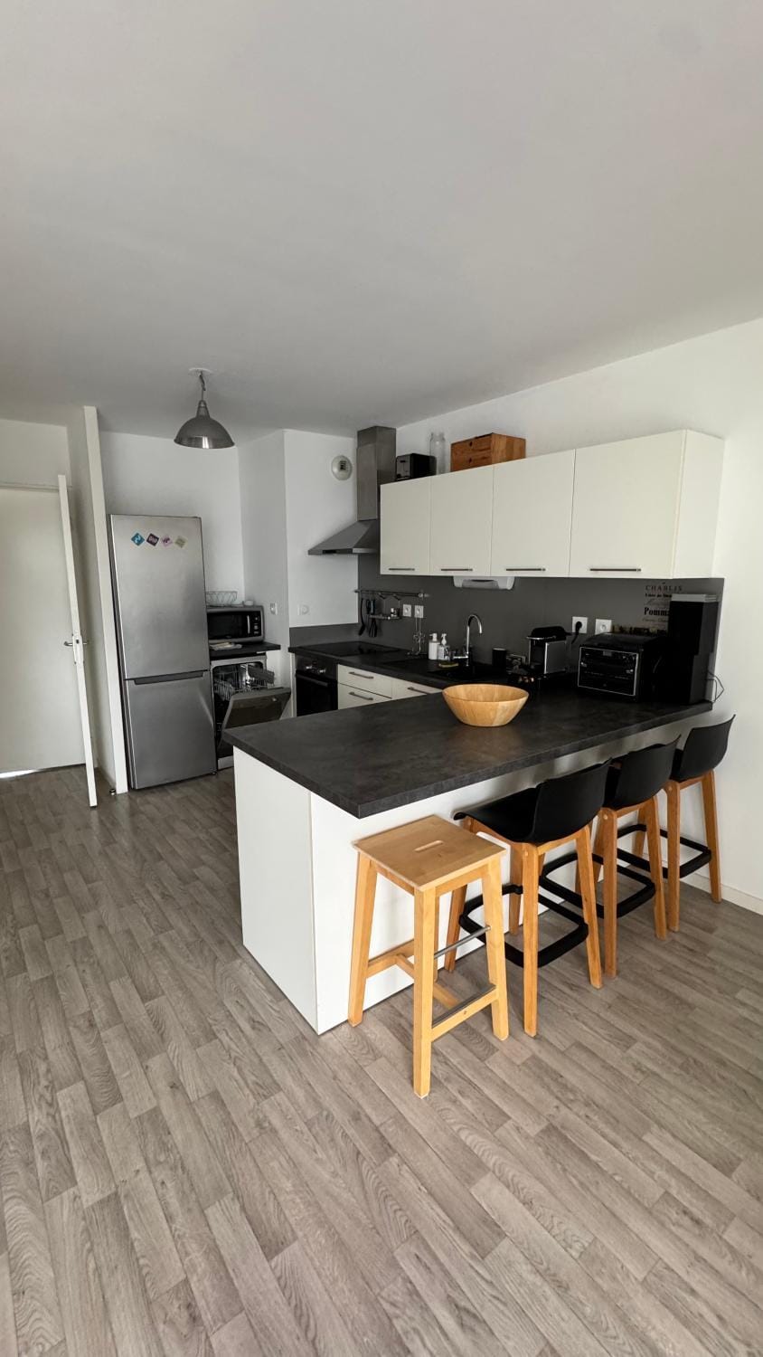 Appt T3 cuisine aménagée et équipée accès PMR Apartment in St-Malo
