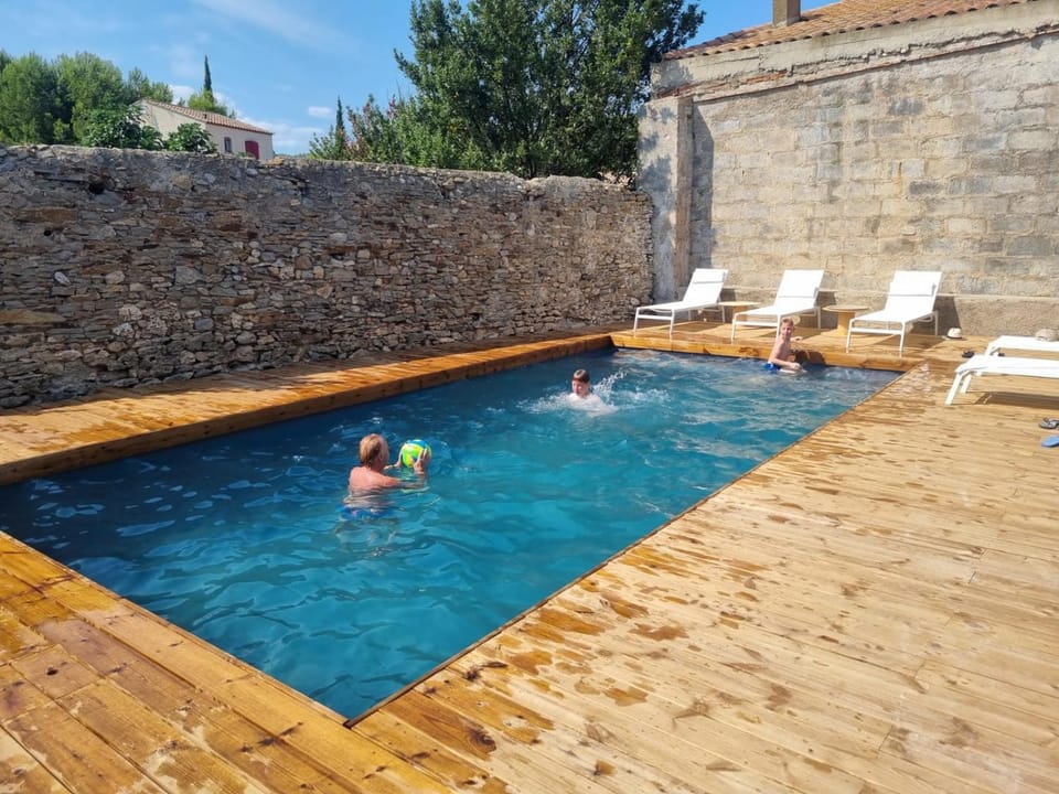 Les 3 Platanes Bed and Breakfast in Occitanie