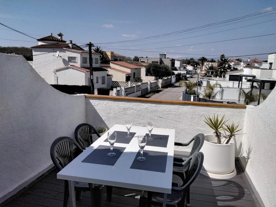 Patio, Balcony/Terrace