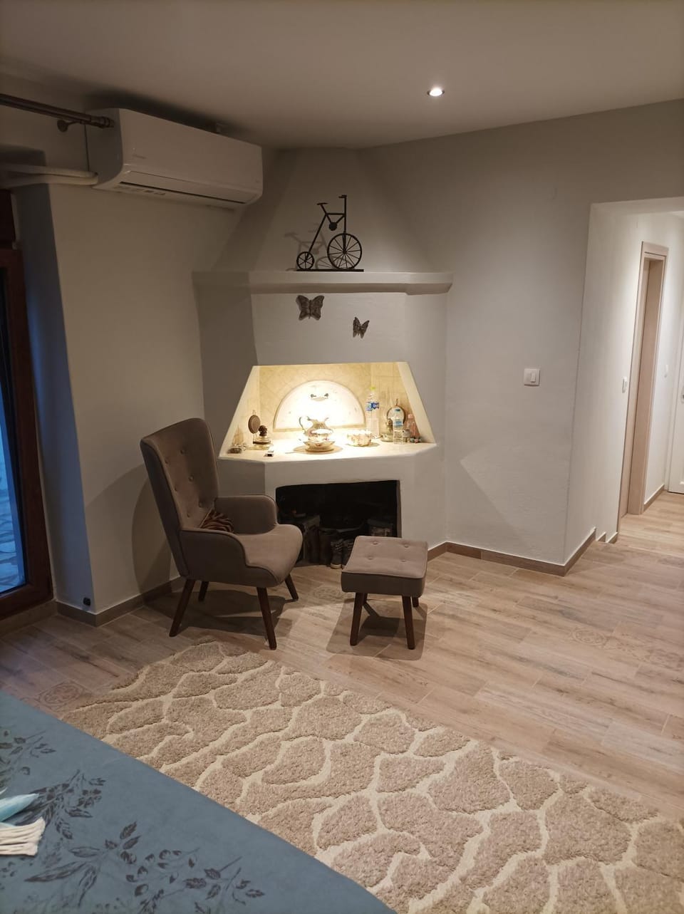 Seating area