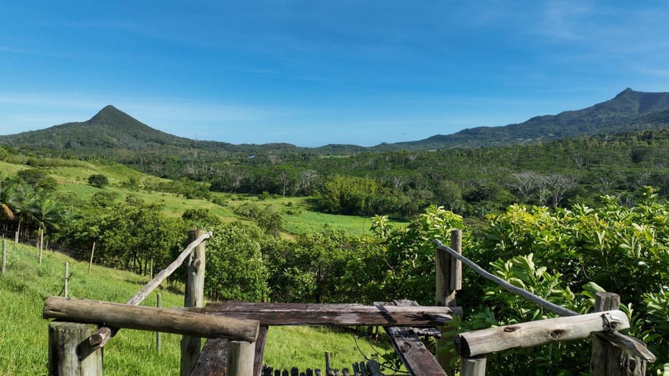 Nearby landmark, Natural landscape, Landmark view, Mountain view