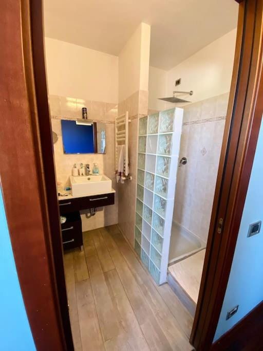 intero Bilocale con terrazzo vicino a Milano Apartment in Lombardy