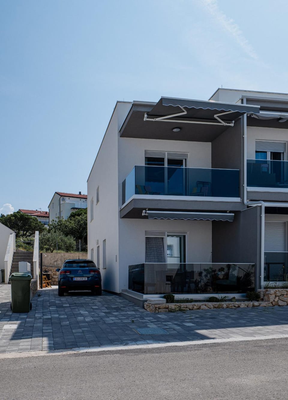 Property building, Parking