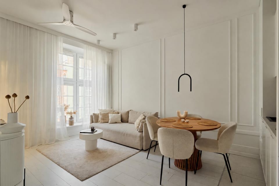 Living room, Seating area, Dining area