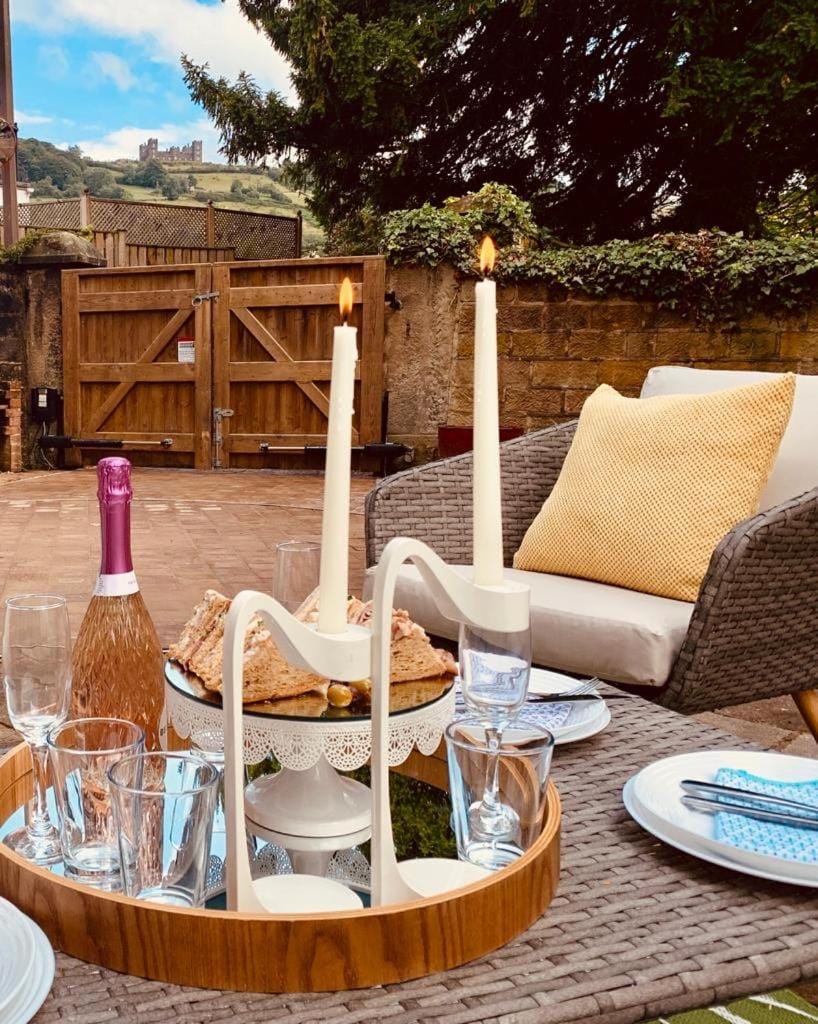 Luxury Family Coach House,Riber Castle Views,Easy Walk into Matlock Centre House in Matlock