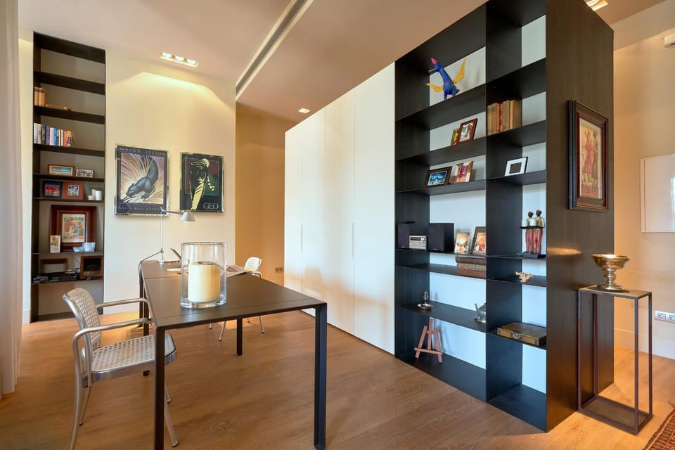 Communal lounge/ TV room, Living room