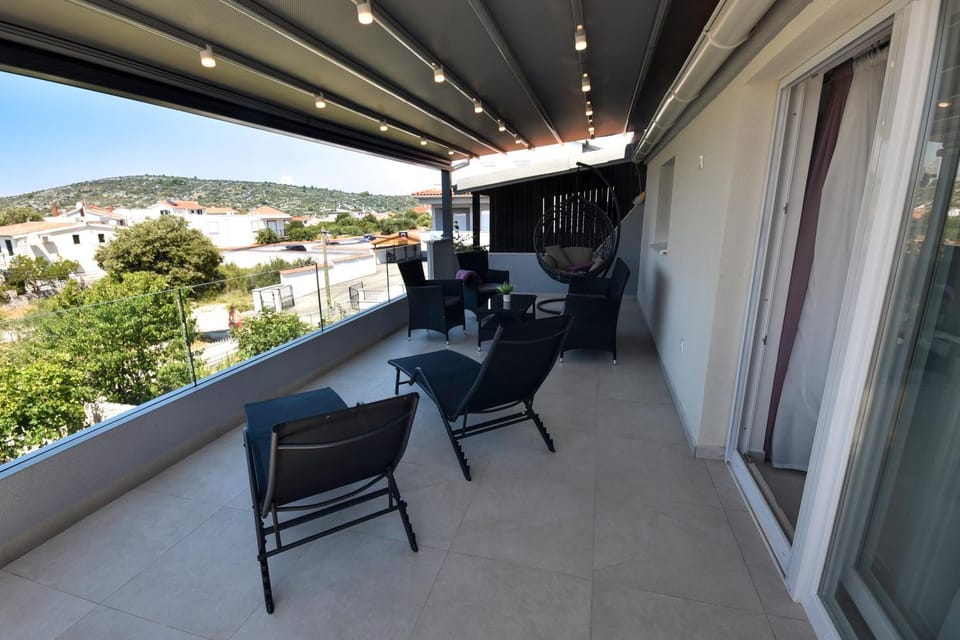 Natural landscape, Balcony/Terrace