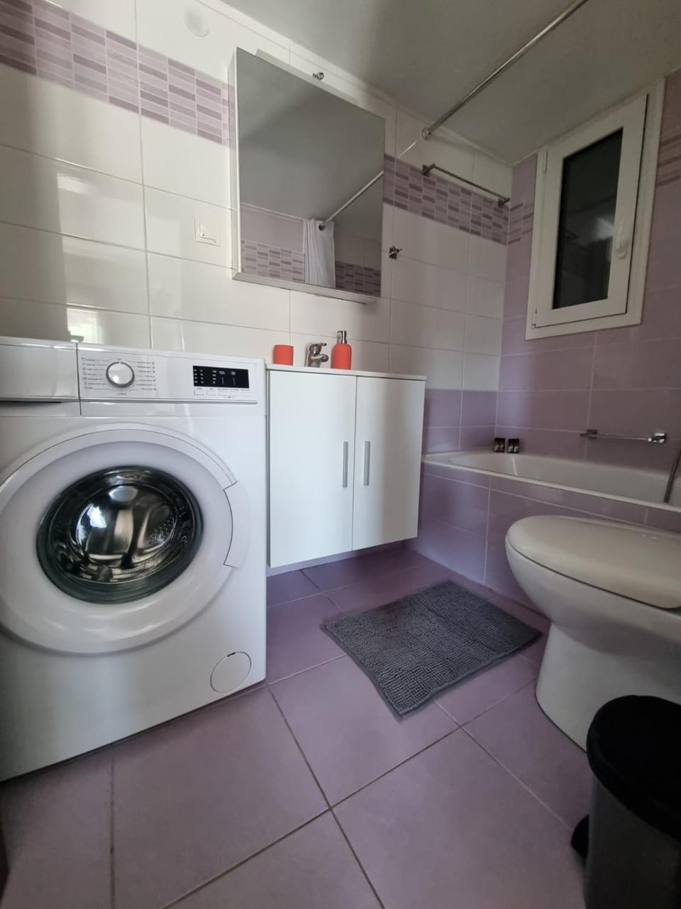 Toilet, Bathroom, washing machine