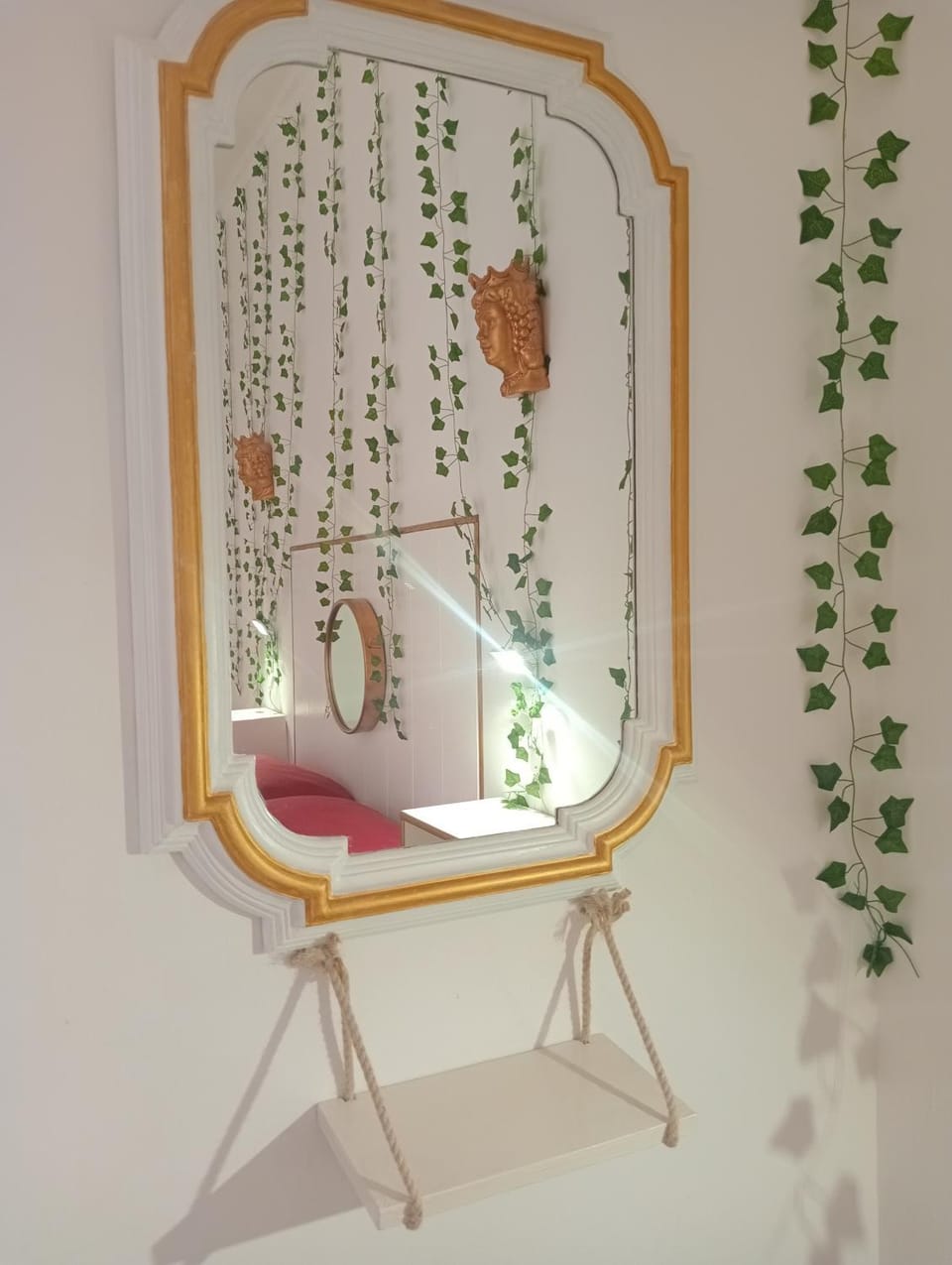 Decorative detail, Bedroom