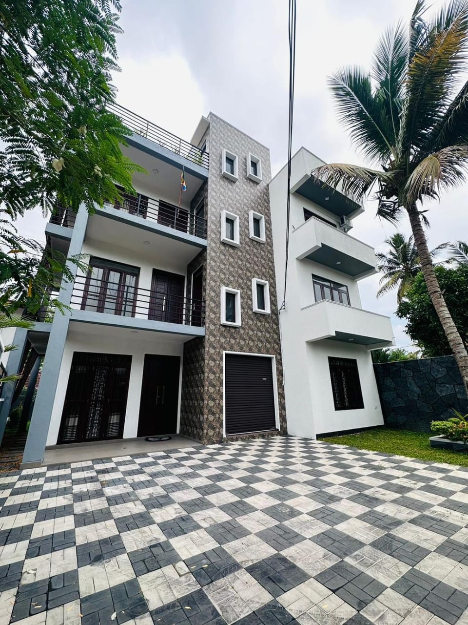 Property building, Day