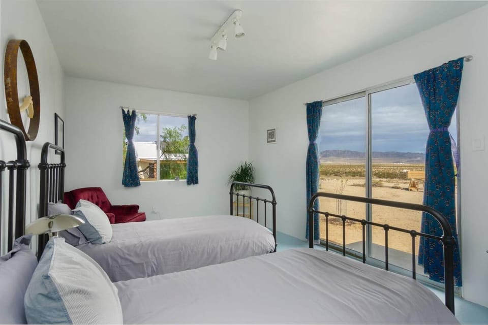 The Land In The Sky House in Twentynine Palms