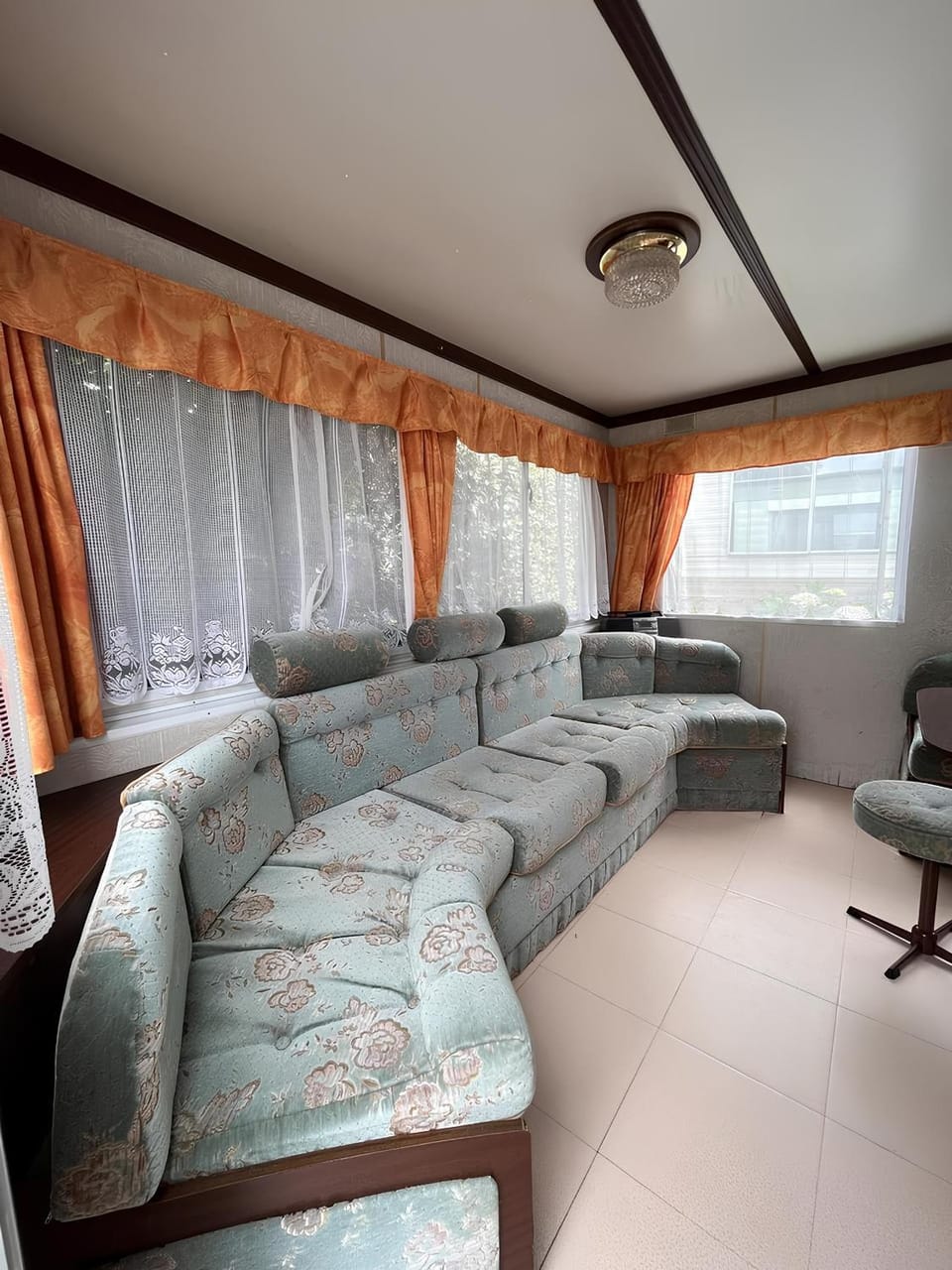 Property building, Living room