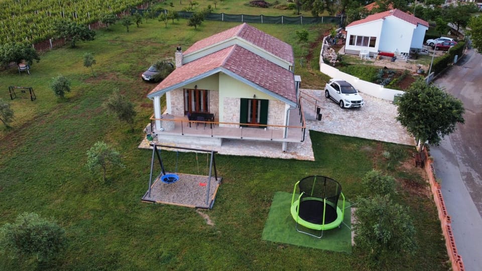 Kuća za odmor Neli House in Šibenik-Knin County, Croatia