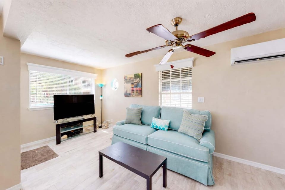 Sea Breezy - Unit 3 House in Sunset Beach