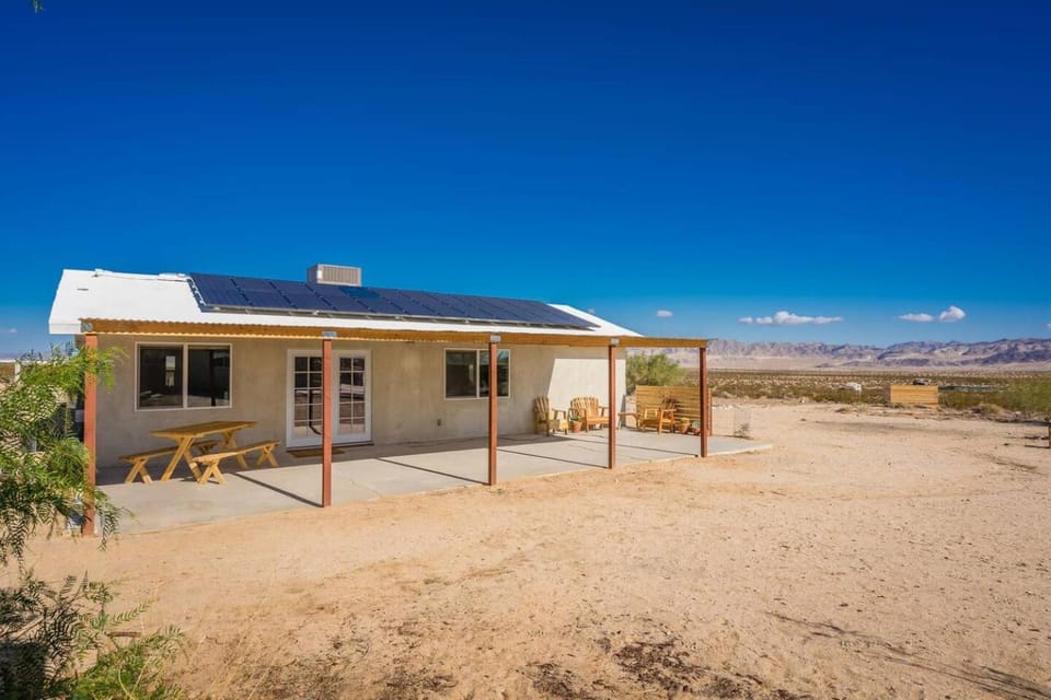 The Land In The Sky Retreat House in Twentynine Palms