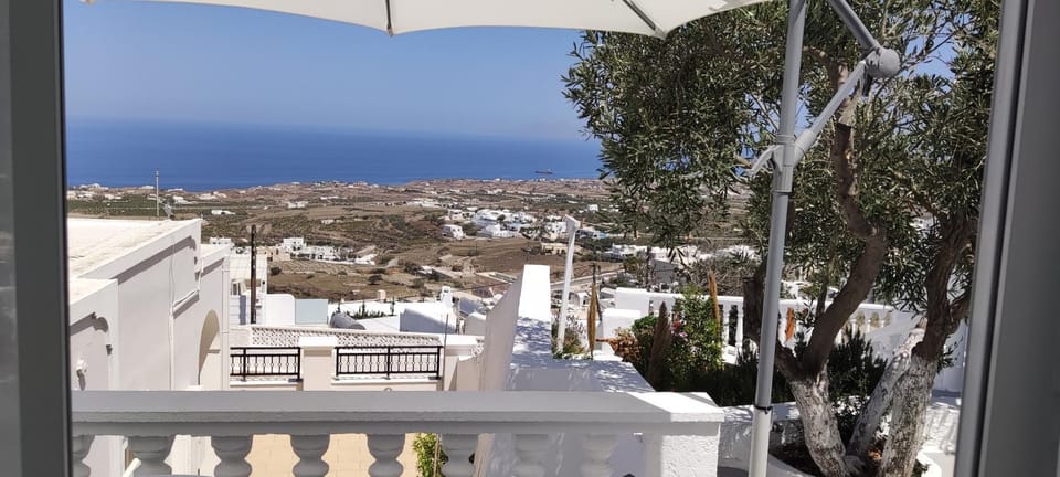 Property building, Patio, Day, Natural landscape, View (from property/room), Balcony/Terrace, Mountain view, Sea view, Sea view