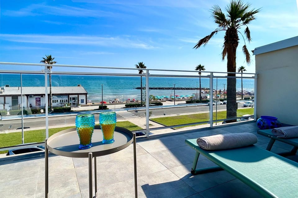 Property building, Sea view, Sea view, furniture
