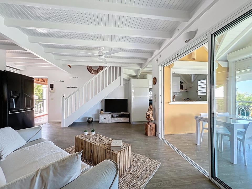 Pitaya - T3 cosy en duplex avec cuve Apartment in Grande-Terre, Guadeloupe