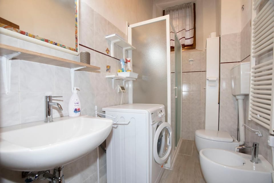 Shower, Toilet, Bathroom, bidet, washing machine
