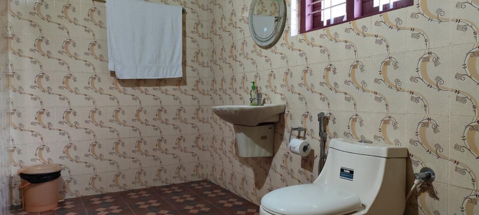 Toilet, Bathroom