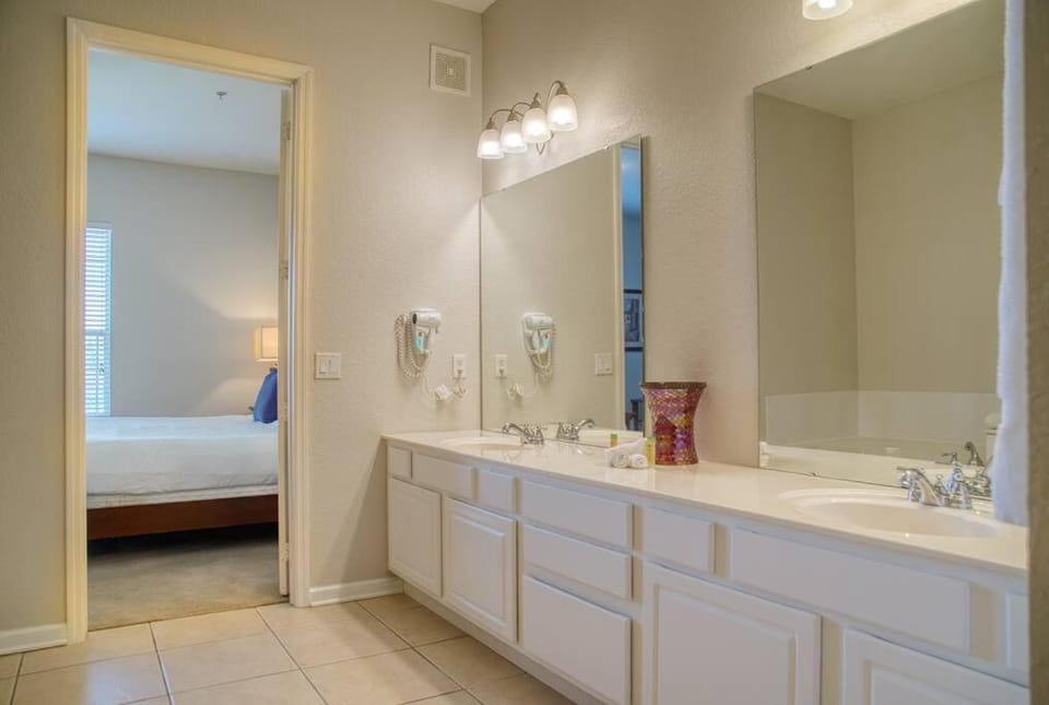 Bathroom, Bedroom