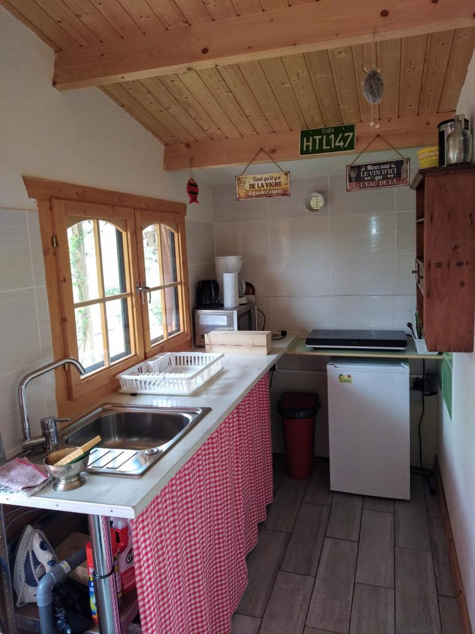LOU CABANOT CHALET DE JARDIN CALME ET CONFORTABLE Chalet in Occitanie