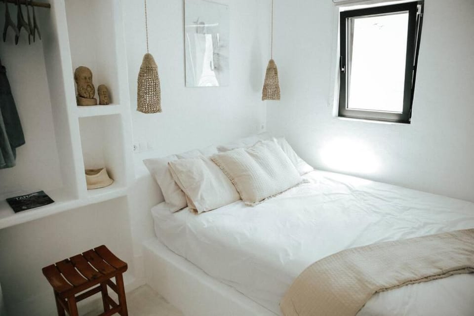Sol living House in Decentralized Administration of the Aegean
