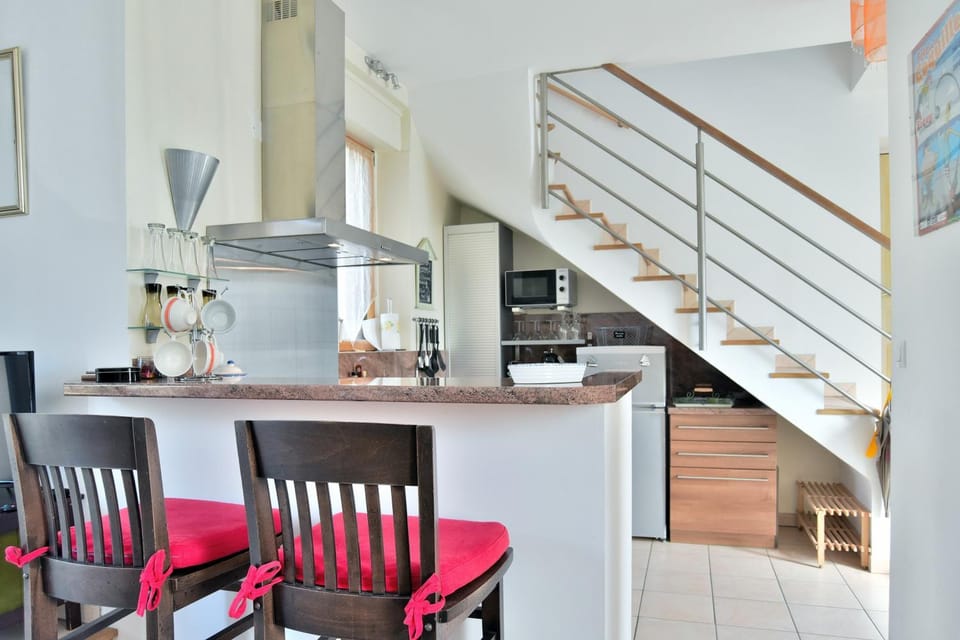 Property building, Living room