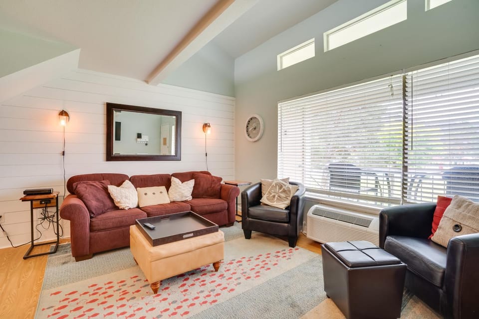 Lovely Crescent Bar Condo w/ Community Amenities! House in Kittitas County
